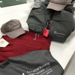 Abiti e cappelli realizzati da Raia srl per la ditta EBM.